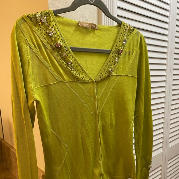 Top - Picture 2 of 4